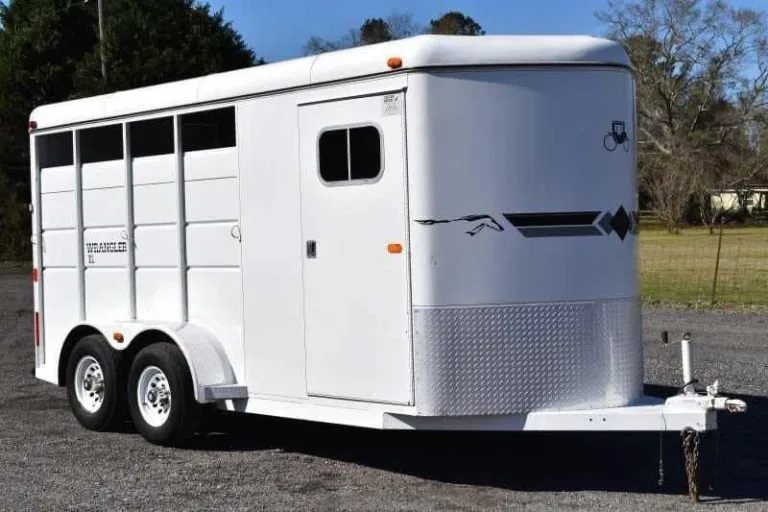 2002 Logan Coach 3HBP 3 Horse Trailer for sale at Pauls Containers Ltd