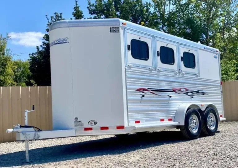 2011 Cimarron 3 Horse Bumper Pull for sale at Pauls Containers Ltd