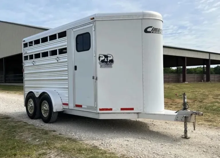 2013 model Cimarron 3 Horse Bumper Pull for sale at Pauls Containers Ltd