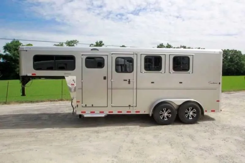 2016 Sundowner 3 Horse Gooseneck for sale at Pauls Containers Ltd